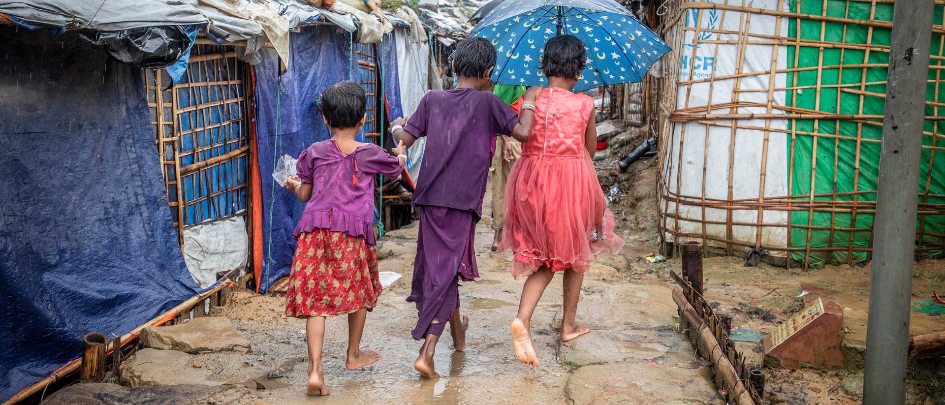 Niños rohingya refugiados en el campamento de Cox'sBazar Niños rohingya refugiados en Cox'sBazar