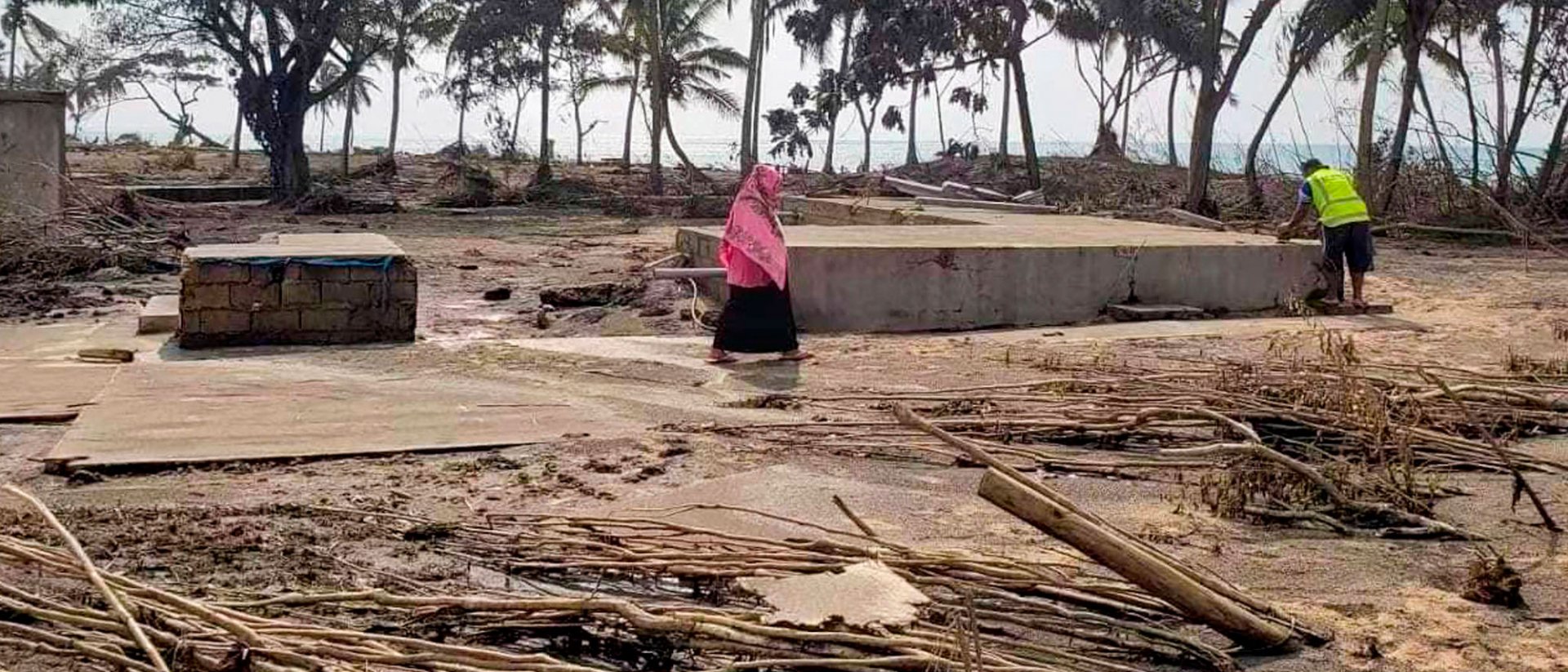 Tonga_erupción_volcánica_tsunami_2000x856px