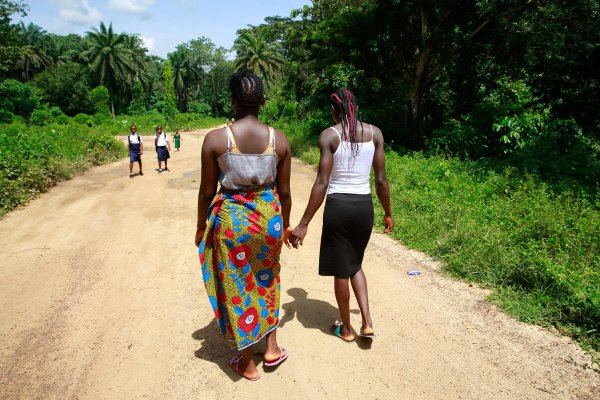 Kpmeh y Kuji - 2 activistas contra el matrimonio infantil en Sierra Leona