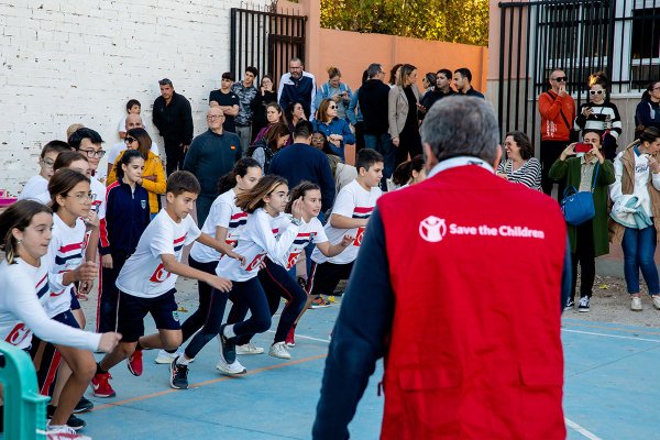 Una carrera solidaria de Save rhe Children